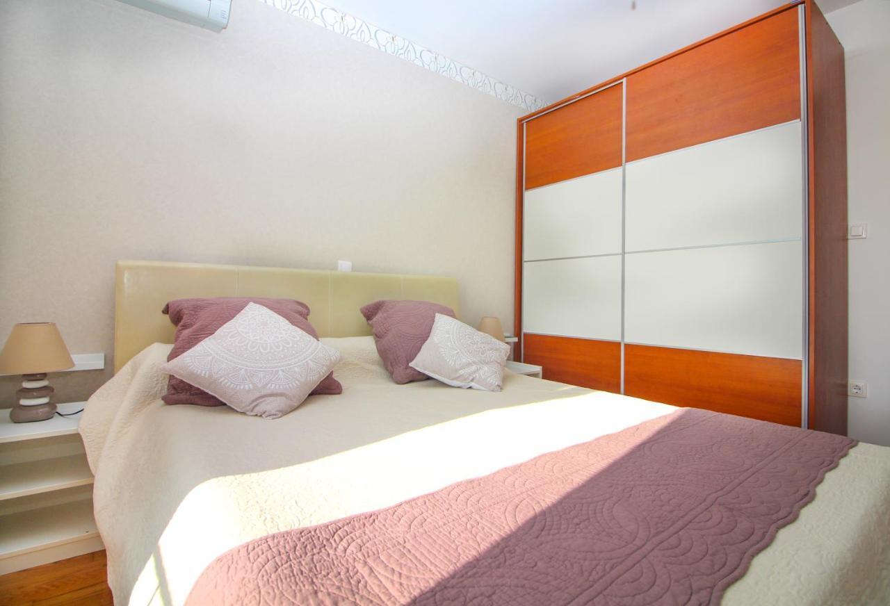 Vistamar Apartment Rogoznica  Ngoại thất bức ảnh